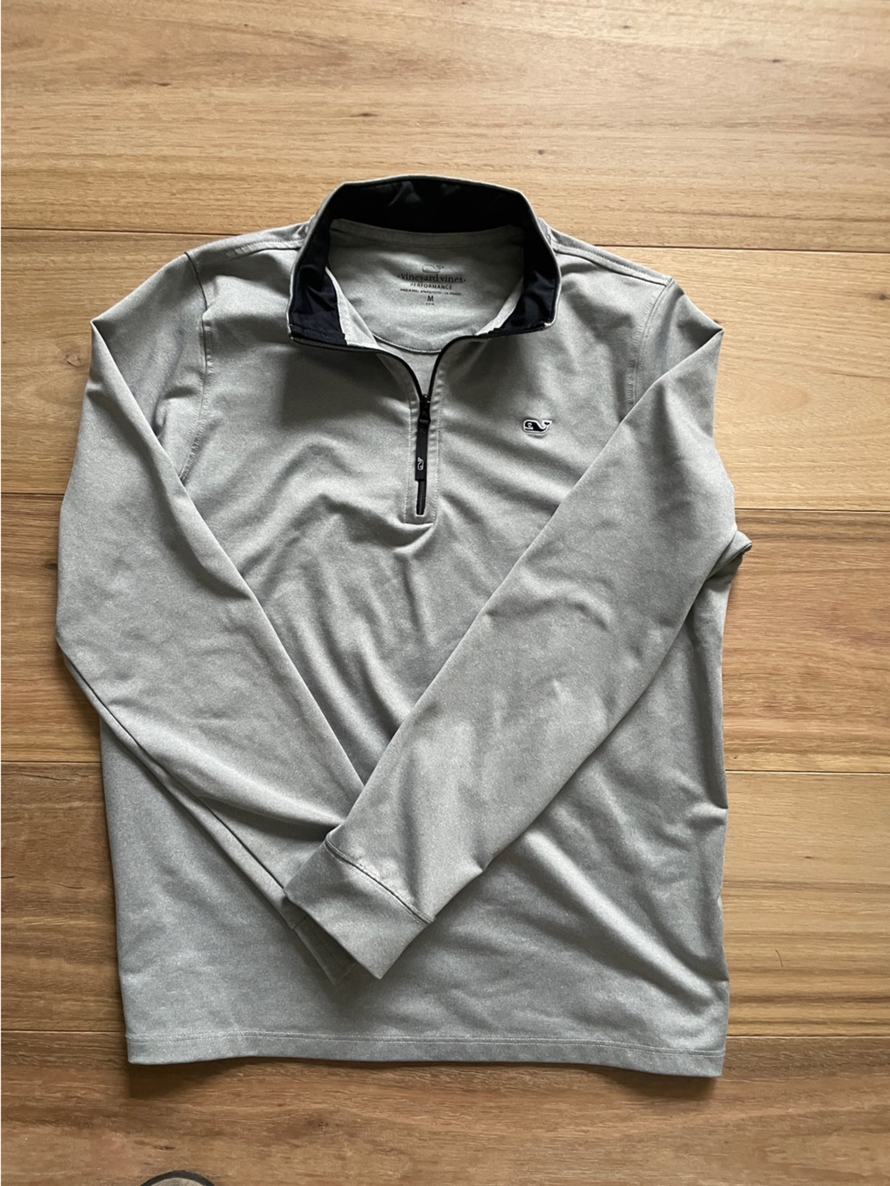 Vineyard Vines Light Gray Quarter-Zip Pullover with Navy Collar